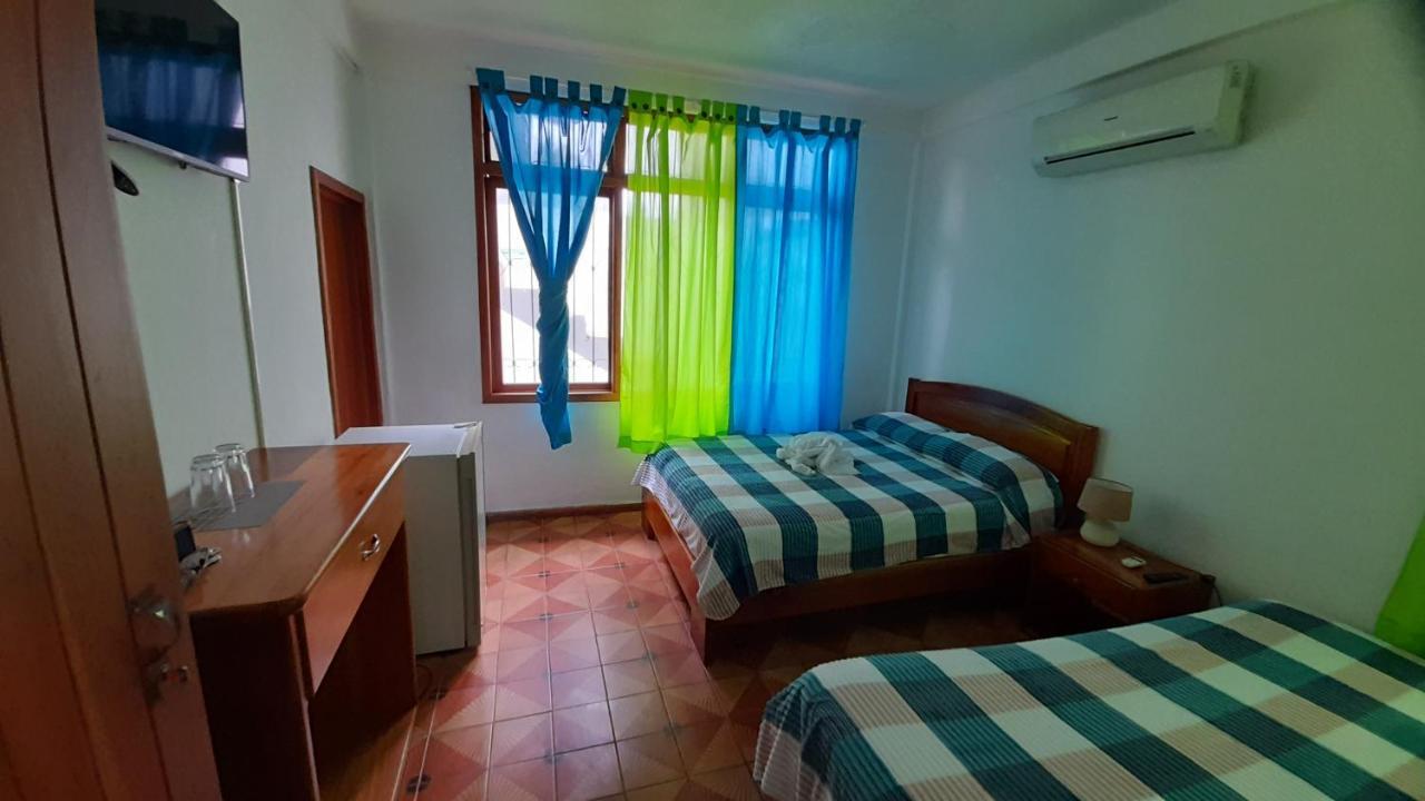 El Paraiso Puerto Ayora  Kültér fotó