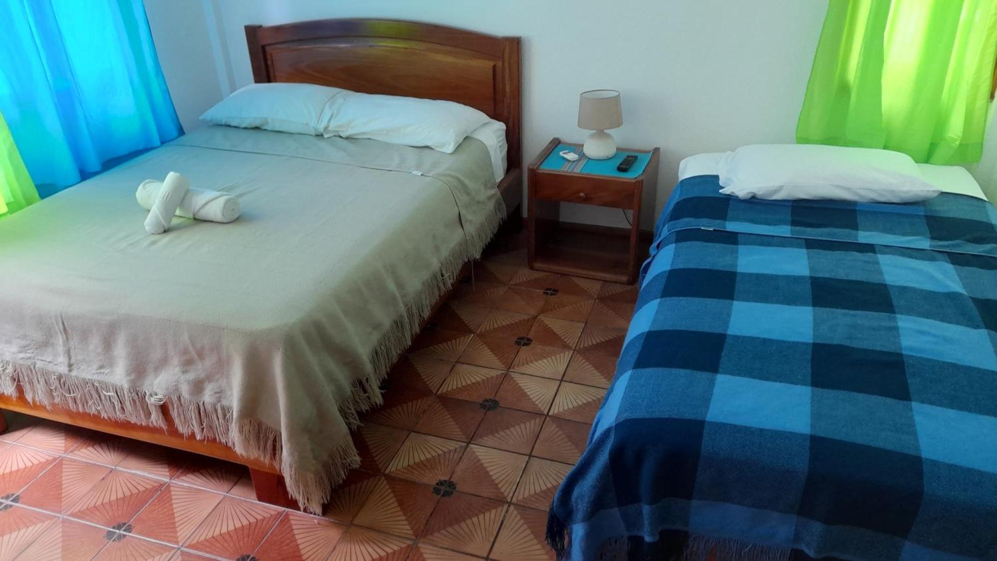 El Paraiso Puerto Ayora  Szoba fotó